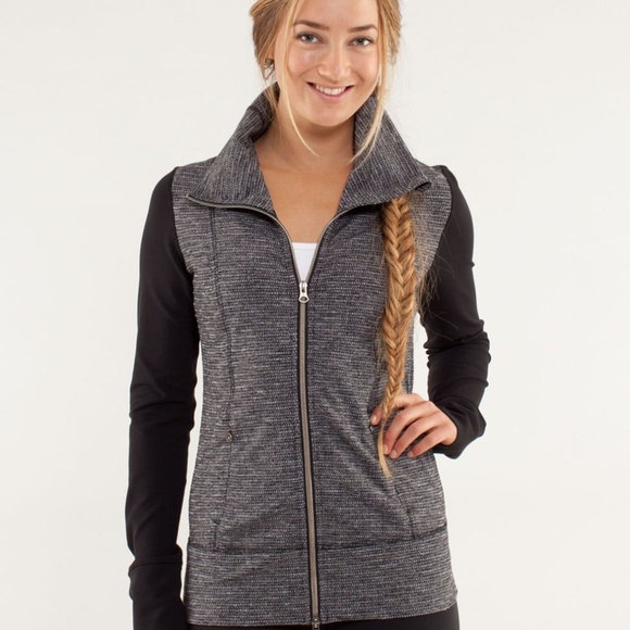 lululemon athletica Jackets & Blazers - Lululemon Daily Yoga Jacket Coco Pique Black 8 EUC